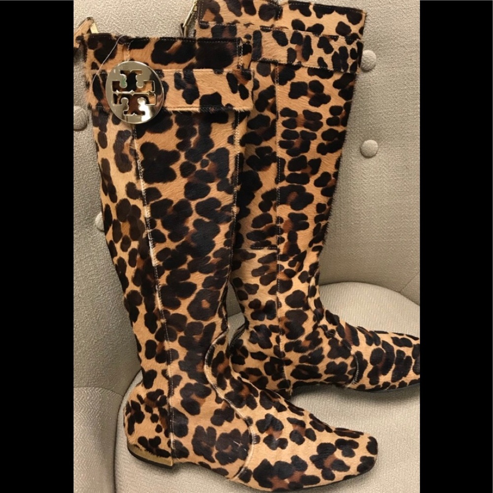 Tory Burch animal print stylish boots❤️...